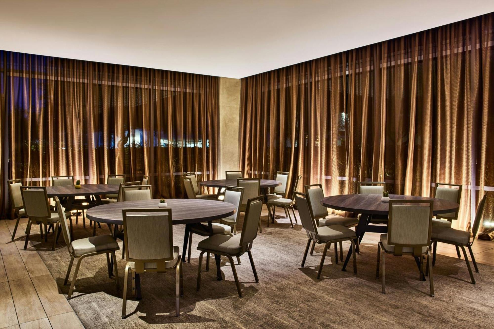 Ac Hotel By Marriott Irvine Dış mekan fotoğraf